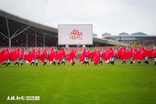 现在他正逐渐积累比赛经验，我总是努力激励球员们不断前进和进步，总是以提升能力为目标努力训练，告诉球员们梦想不一定很快就能实现，现在我们的短期目标是帮助弗洛西诺内保级，并提升自己。